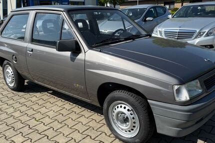 Opel Corsa 58.057 km 3.990 &euro; Fuldabrück-Bergshausen 34277