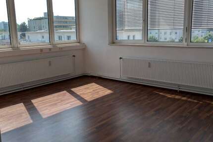 Gewerbeobjekt Unterhaching - 840&euro; | Angebot:26850677