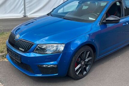 Skoda Octavia 131.337 km 14.200 &euro; Regensburg 93053