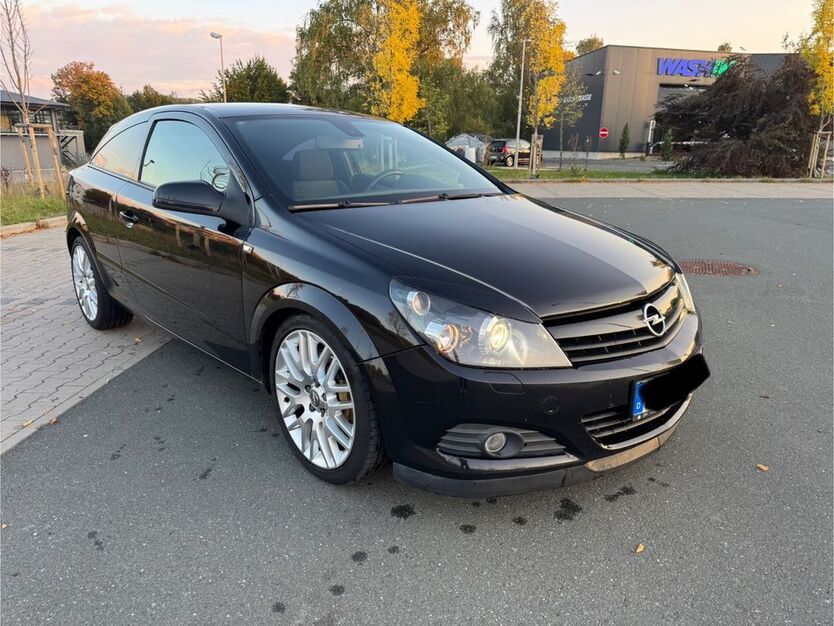 Opel Astra 127.000 km 3.490 € Konradsreuth 95176