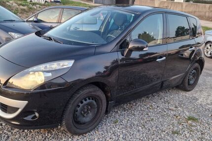 Renault Scenic 148.657 km 2.490 € Massenbachhausen 74252