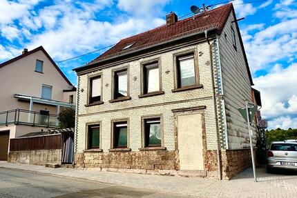 Haus Neunkirchen Heinitz - 7 Zimmer, 170 m&sup2;, 265.000&euro; | Angebot:27436637