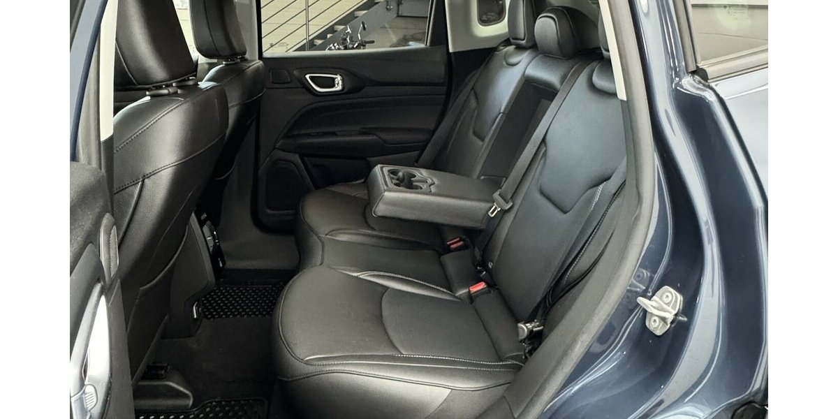 Jeep Compass 1.5L S Mild-Hybrid 48V FWD LED 360 Cam 31.150 km 21.490 &euro; Lich 35423