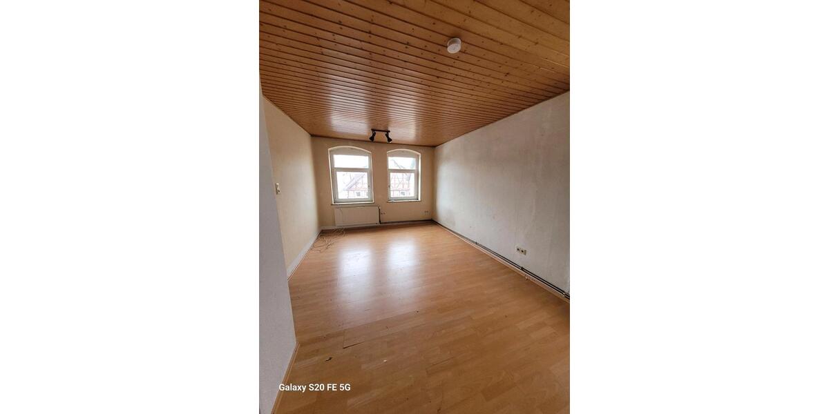 Einfamilienhaus Emmerthal - 7 Zimmer, 200 m&sup2;, 99.000&euro; | Angebot:26147374