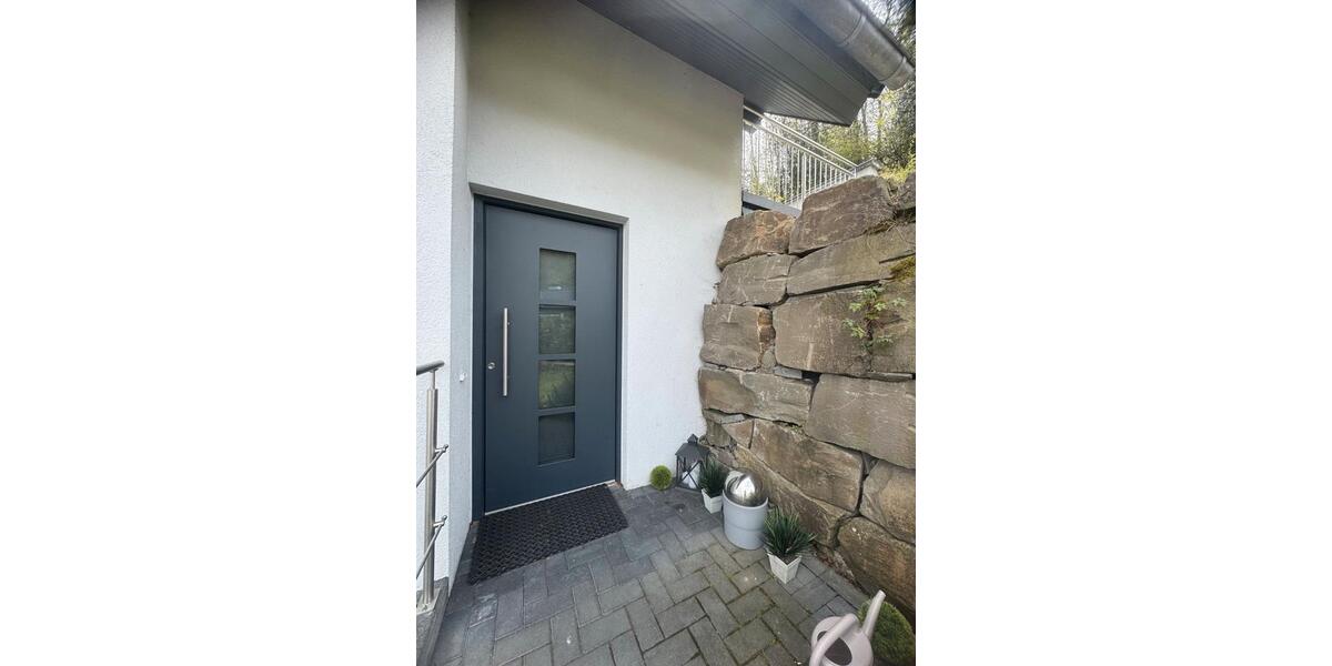 Einfamilienhaus Gummersbach Berstig Süd - 4 Zimmer, 120 m&sup2;, 1.390&euro; | Angebot:26211220