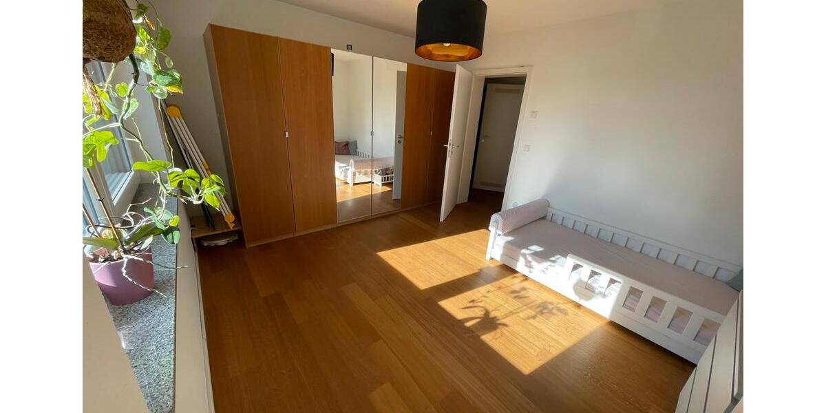 Etagenwohnung Schifferstadt - 4 Zimmer, 112 m&sup2;, 1.550&euro; | Angebot:26374346