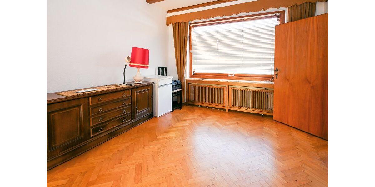 Einfamilienhaus Barsinghausen - 7 Zimmer, 170 m&sup2;, 980&euro; | Angebot:26283724