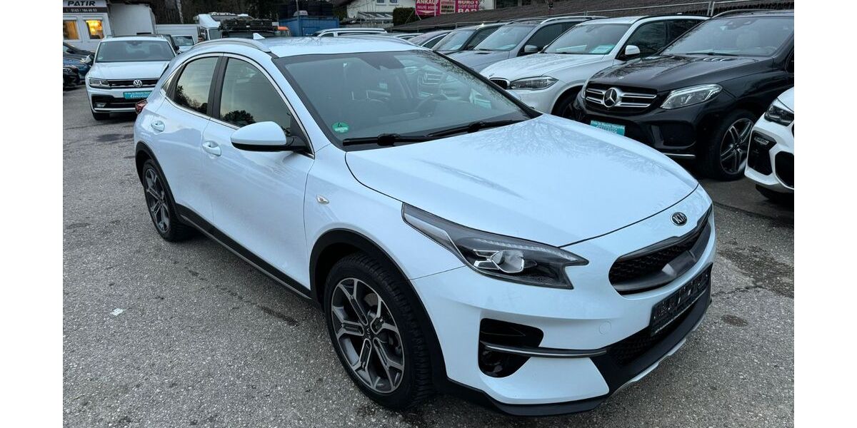 Kia XCeed 110.000 km 16.900 &euro; München 81243