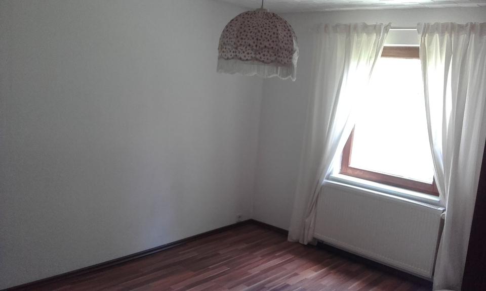 Einfamilienhaus Krauschwitz i. d. O.L. - 6 Zimmer, 160 m&sup2;, 180.000&euro; | Angebot:27081980