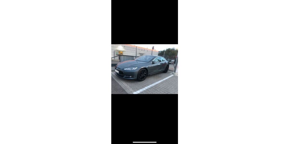 Tesla Model S 382.000 km 22.999 &euro; Friolzheim 71292