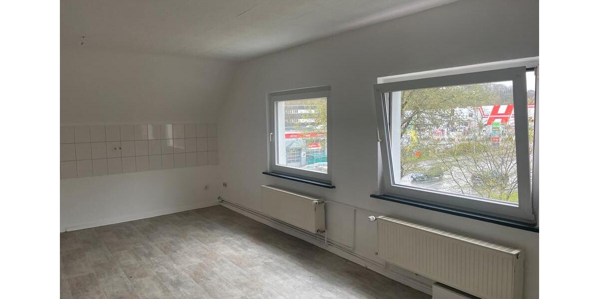 Dachgeschoßwohnung Iserlohn - 3.5 Zimmer, 80 m&sup2;, 500&euro; | Angebot:24841562