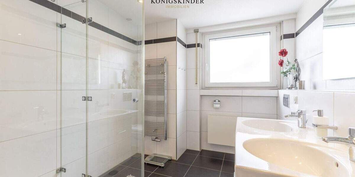 Einfamilienhaus Wernau - 8 Zimmer, 255 m&sup2;, 790.000&euro; | Angebot:25210817