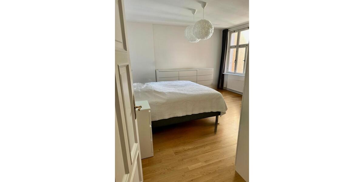 Maisonettenwohnung Augsburg - 5 Zimmer, 240 m&sup2;, 3.000&euro; | Angebot:26447519