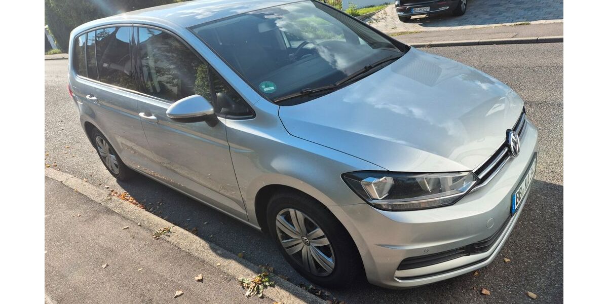 VW Touran 120.000 km 15.100 &euro; Ehningen 71139