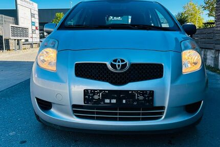 Toyota Yaris 154.000 km 2.490 &euro; Gelsenkirchen 45884