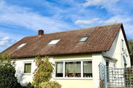 Haus Crailsheim - 5.5 Zimmer, 129 m&sup2;, 369.000&euro; | Angebot:27682536