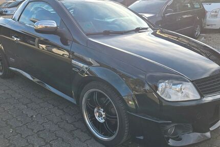 Opel Tigra 210.000 km 3.990 &euro; Delbrück 33129