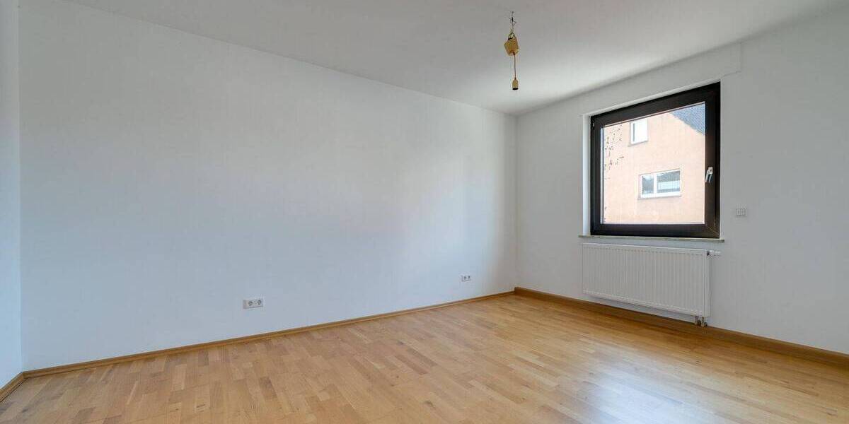 Etagenwohnung Würzburg Altstadt - 3 Zimmer, 80 m&sup2;, 370.000&euro; | Angebot:26292139