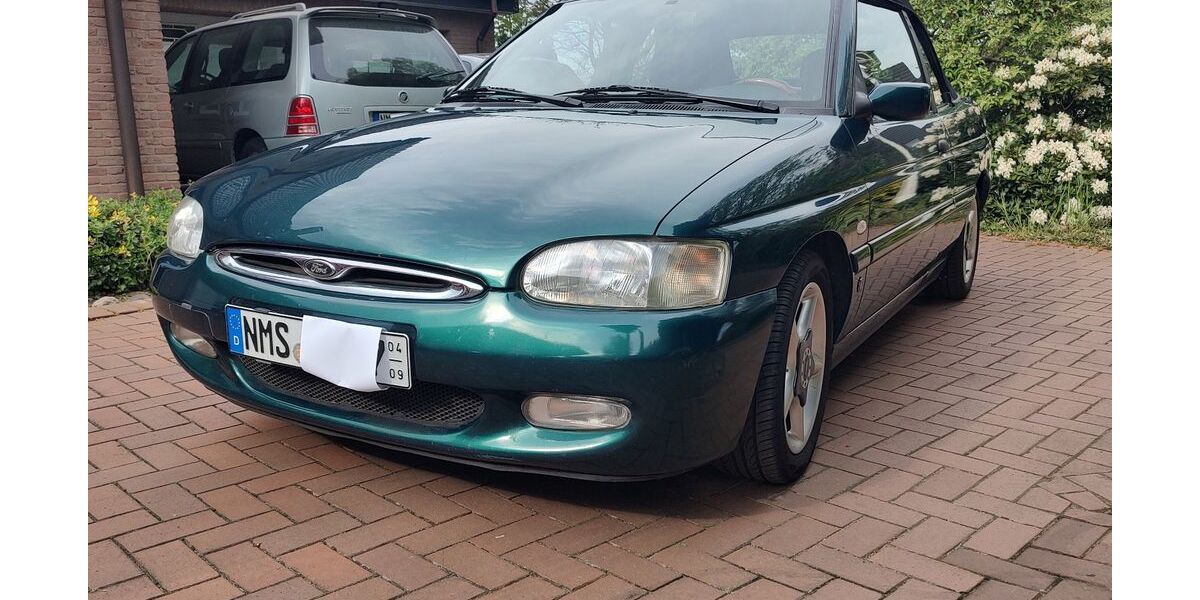 Ford Escort 122.000 km 3.400 &euro; Neumünster 24539