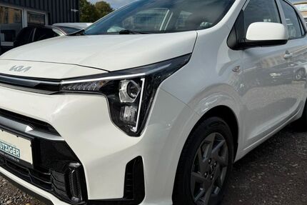 Kia Picanto 18.565 km 13.790 &euro; Hamburg 22179