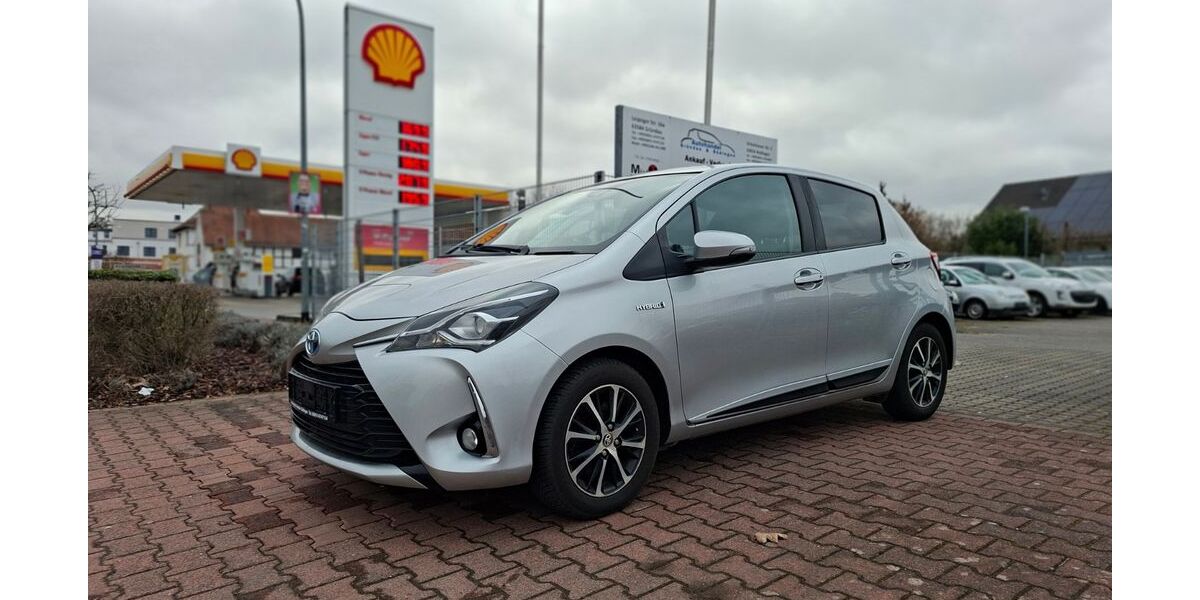 Toyota Yaris 148.294 km 9.999 &euro; Gründau 63584