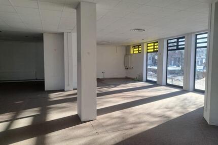 BüroLagerplatz