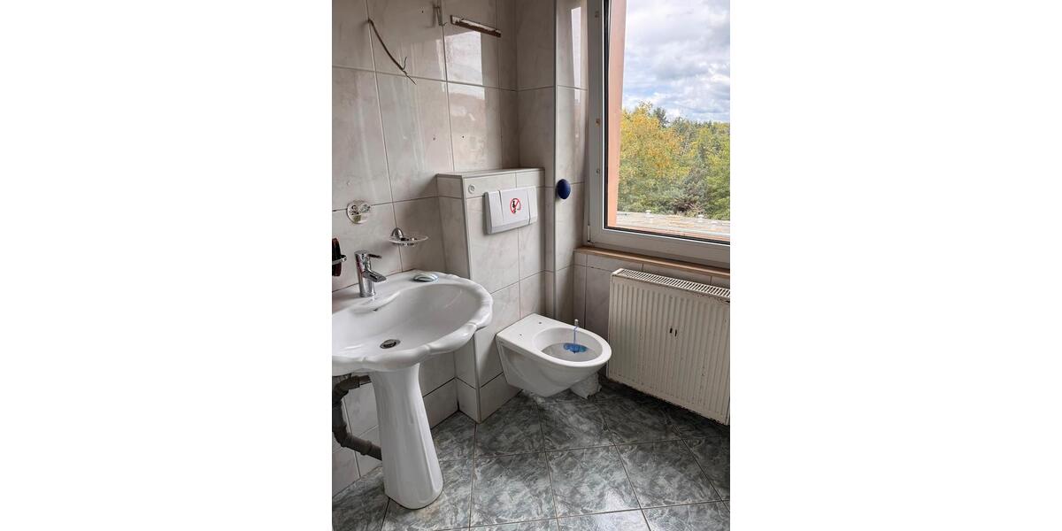 Mehrfamilienhaus, Wohnhaus Tangerhütte - 8 Zimmer, 220 m&sup2;, 151.000&euro; | Angebot:26974208