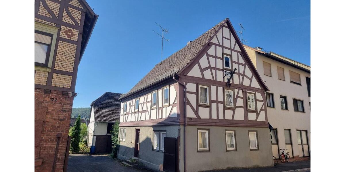 Einfamilienhaus Hösbach - 9 Zimmer, 162 m&sup2;, 360.000&euro; | Angebot:26879364