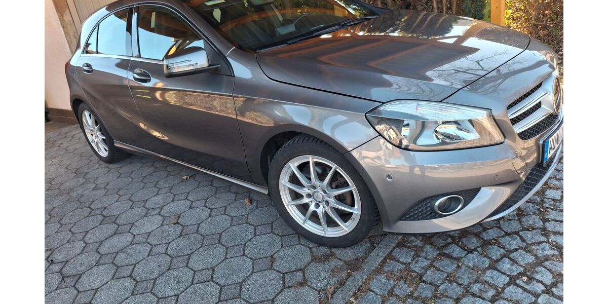 Mercedes-Benz A 180 84.500 km 10.900 &euro; Schönwald 95173