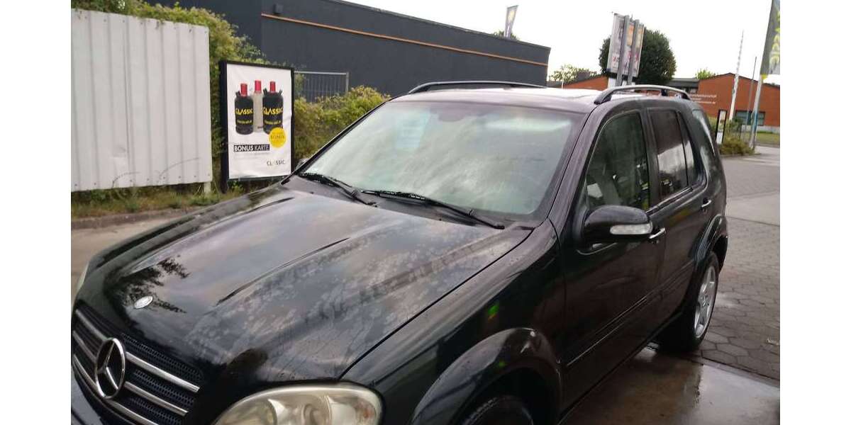 Mercedes-Benz ML 55 AMG 307.000 km 4.600 &euro; Eddelak 25715