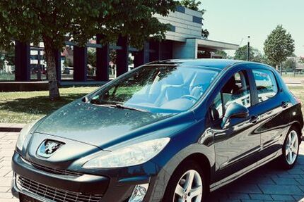 Peugeot 308 106.000 km 2.999 &euro; Massenbachhausen 74252