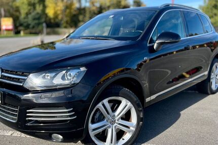 VW Touareg 285.000 km 12.800 € Dortmund 44329