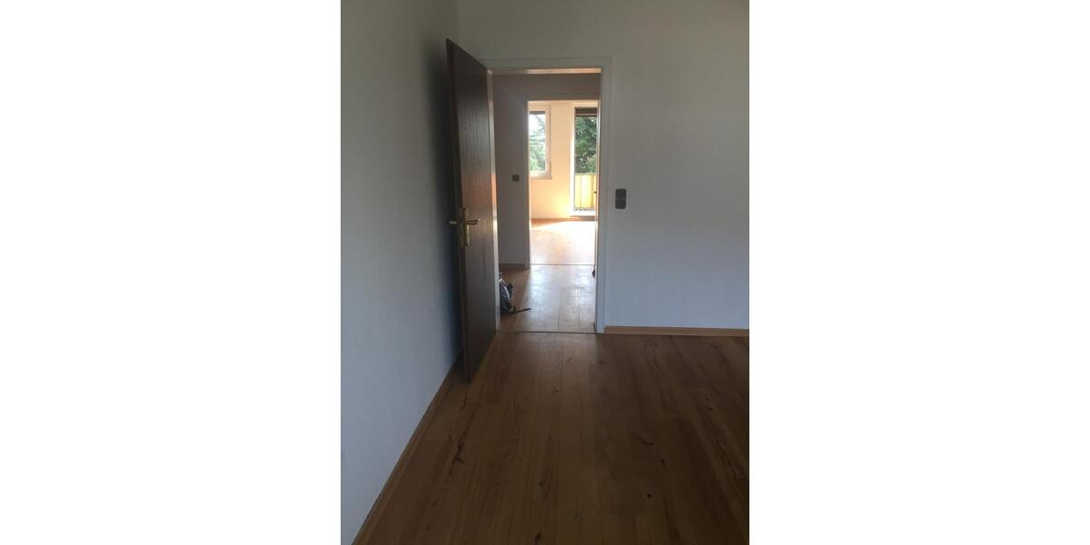 Dachgeschoßwohnung Bremen Hemelingen - 3 Zimmer, 80 m&sup2;, 285.000&euro; | Angebot:26552362