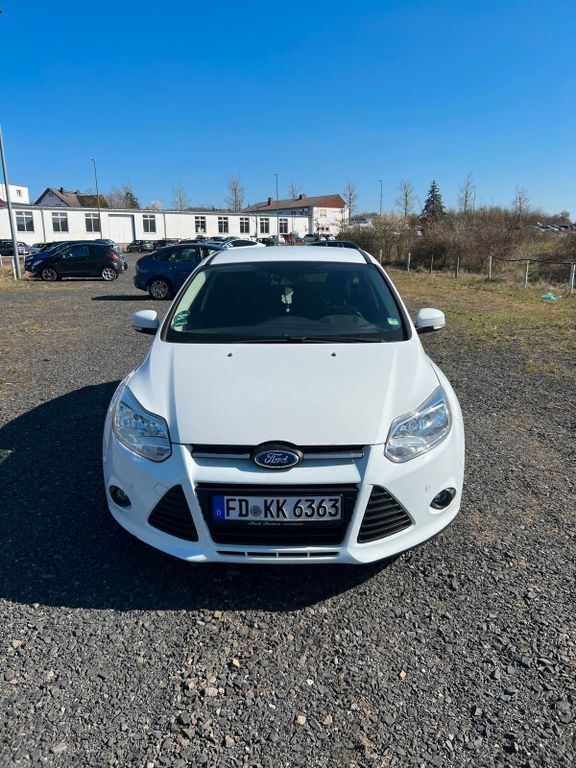 Ford Focus 234.000 km 4.500 € Künzell 36093
