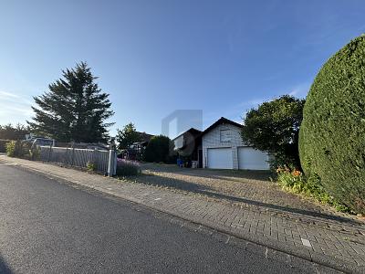 RUHIGE LAGE MIT VIELEN MÖGLICHKEITEN