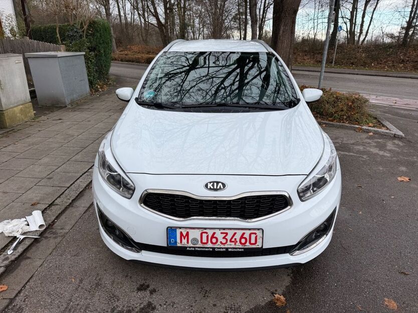 Kia ceed / Ceed 125.000 km 6.999 € München 81245
