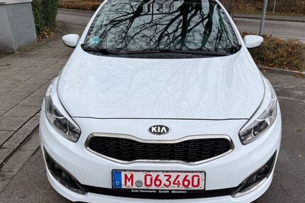 Kia ceed / Ceed 125.000 km 7.999 &euro; München 81245