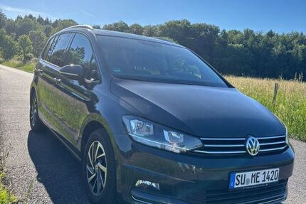 VW Touran 145.000 km 14.500 &euro; Königswinter 53639
