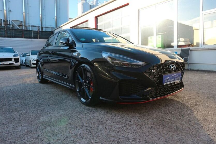 i30