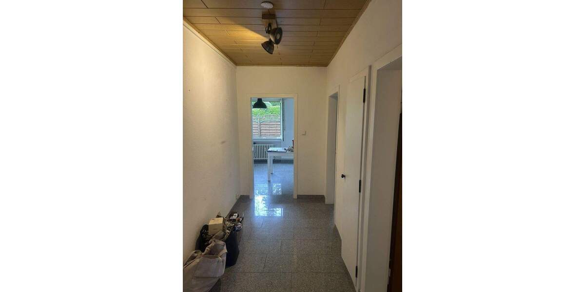 Etagenwohnung Oberhausen Stadtmitte - 2 Zimmer, 63 m&sup2;, 495&euro; | Angebot:25095397