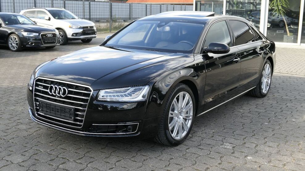 Audi A8 62.700 km 46.990 € Adelheidsdorf 29352
