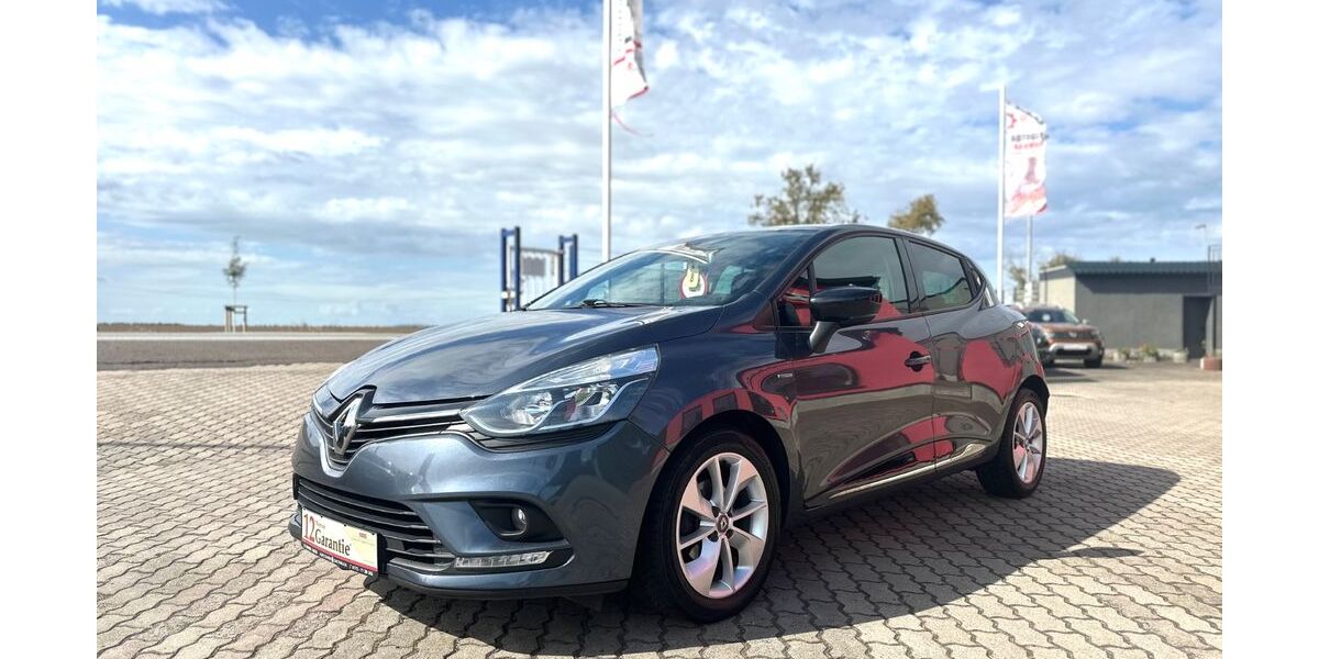 Renault Clio 94.700 km 9.599 &euro; Kabelsketal/OT Großkugel 06184
