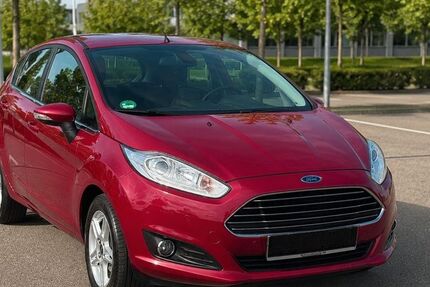 Ford Fiesta 120.089 km 6.490 &euro; Melle 49324