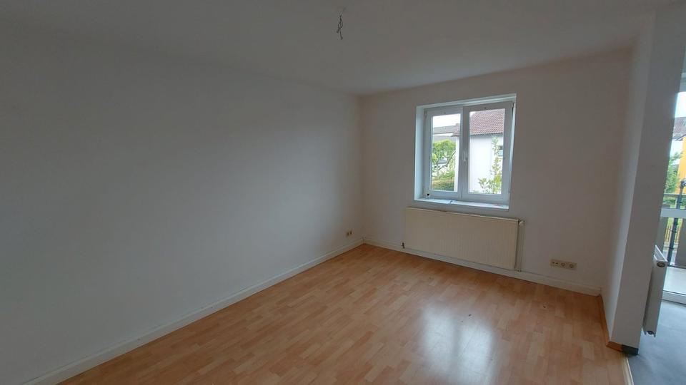 Etagenwohnung Weiden in der Oberpfalz - 3.5 Zimmer, 67 m&sup2;, 184.000&euro; | Angebot:26886383