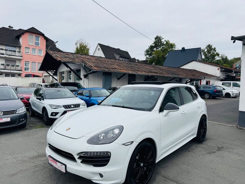 Porsche Cayenne 61.000 km 24.890 € Neunkirchen 57290