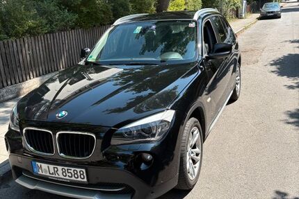 BMW X1 236.000 km 6.000 € München 81479