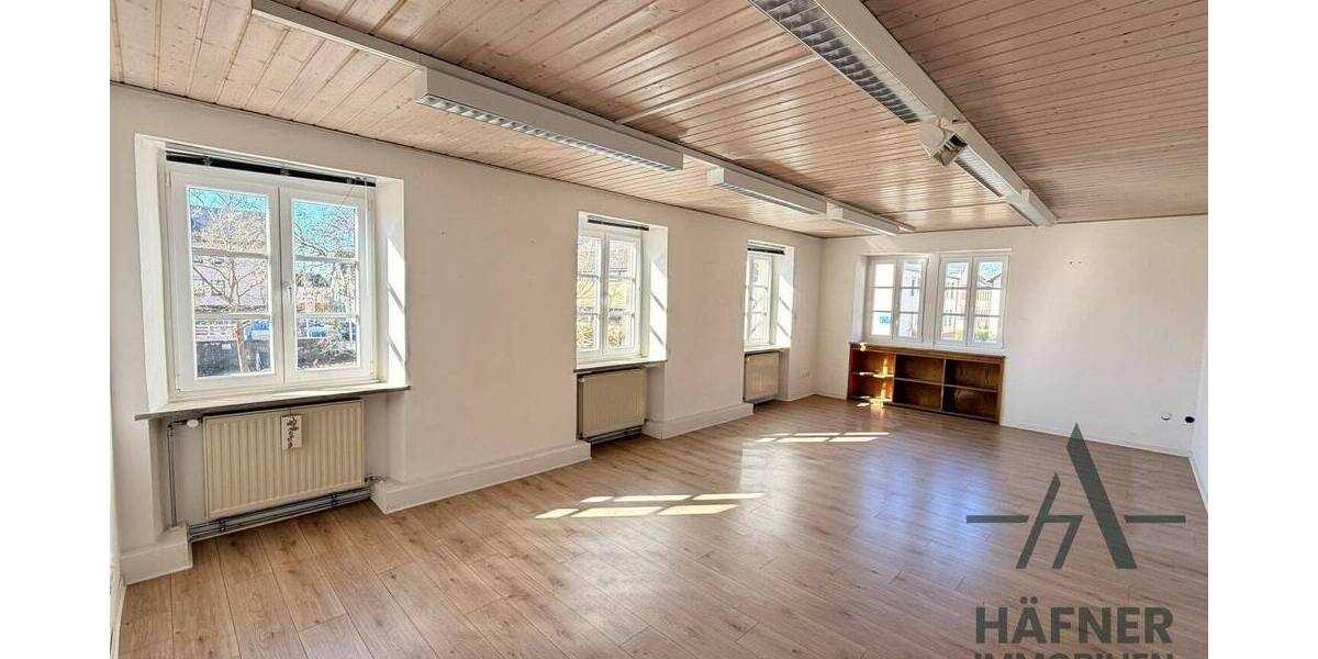 Gewerbeobjekt Speicher - 5 Zimmer, 107 m&sup2;, 1.250&euro; | Angebot:26029431