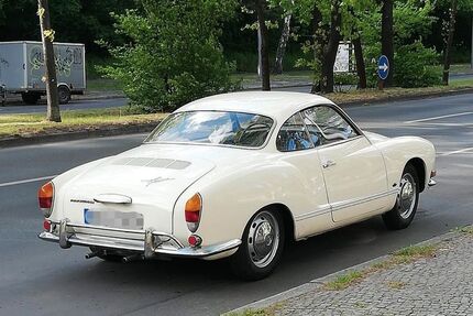 VW Karmann Ghia 102.300 km 10.000 &euro; Berlin 14199