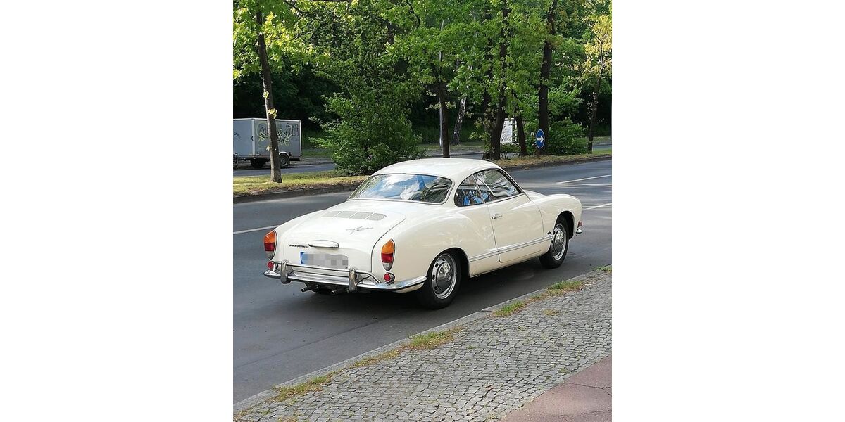 VW Karmann Ghia 102.300 km 10.000 &euro; Berlin 14199