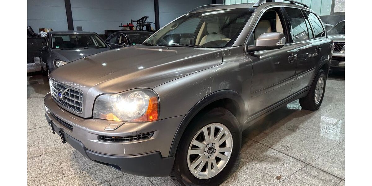 Volvo XC90 190.000 km 8.990 &euro; Duisburg 47059